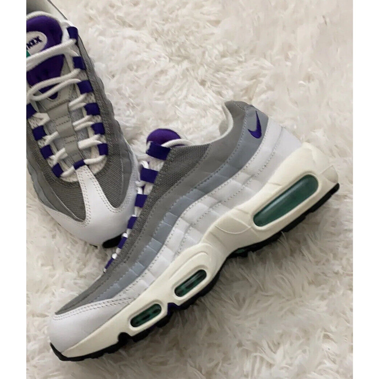 Womens Air Max 95 Grey Purple sz 8.5 Sneakers