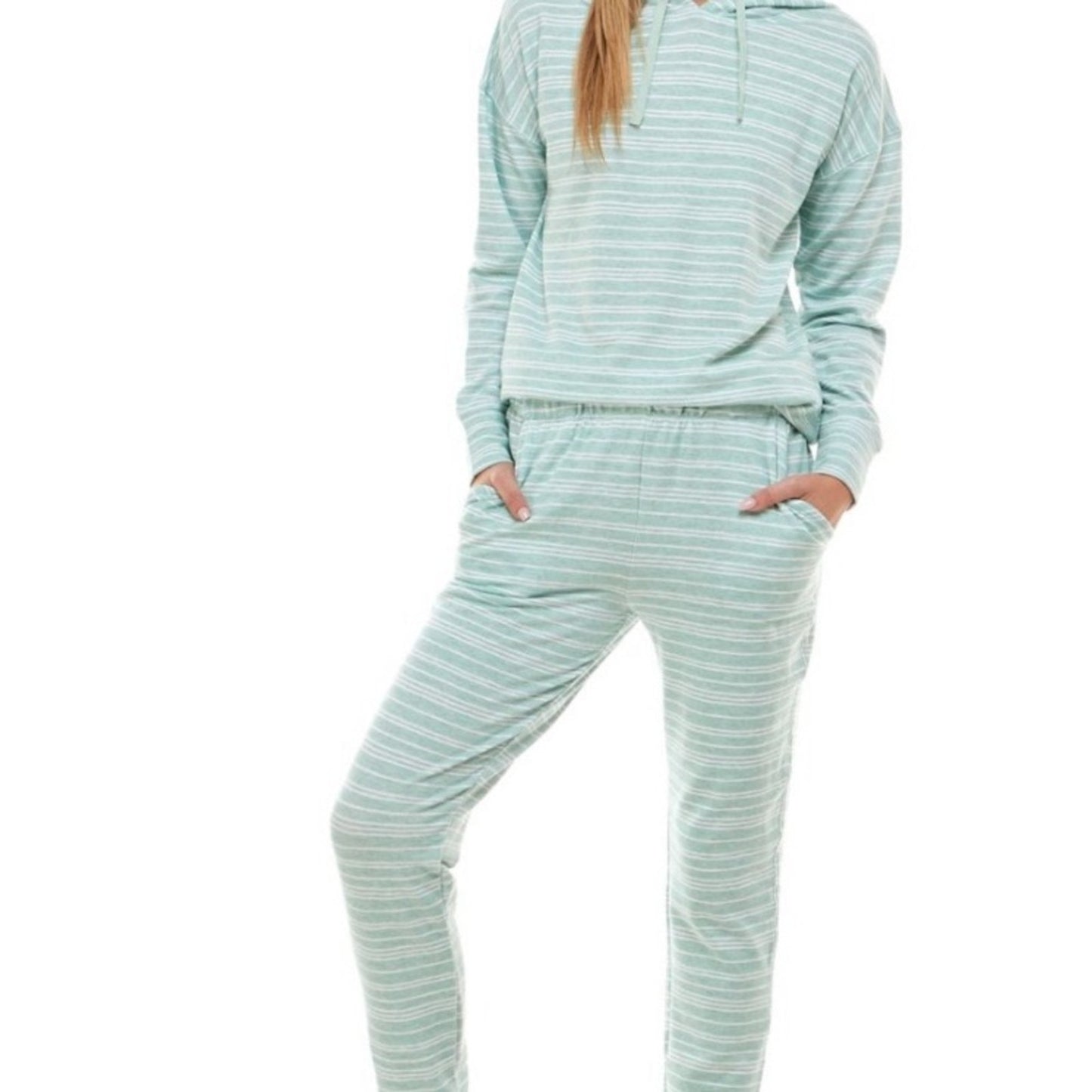 Roudelain Butter Knit Hood
Top & Slim Pants Pajama Set Green Stripe