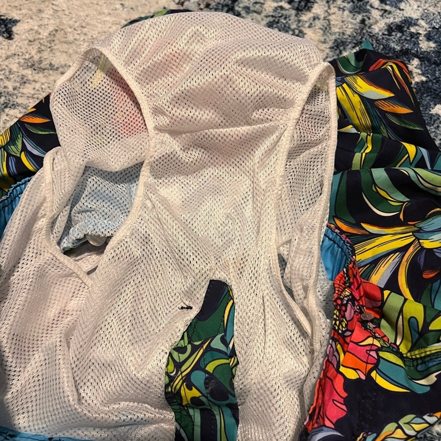 🍍Broken Threads Mens Med Swim Trunks with lining and pocket