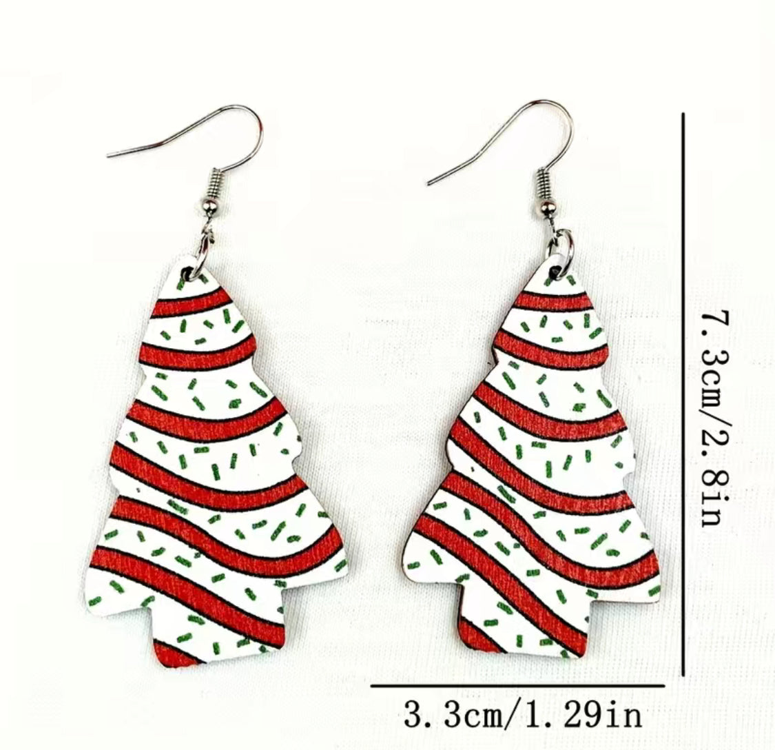 Christmas Tree Cake Earrings ￼