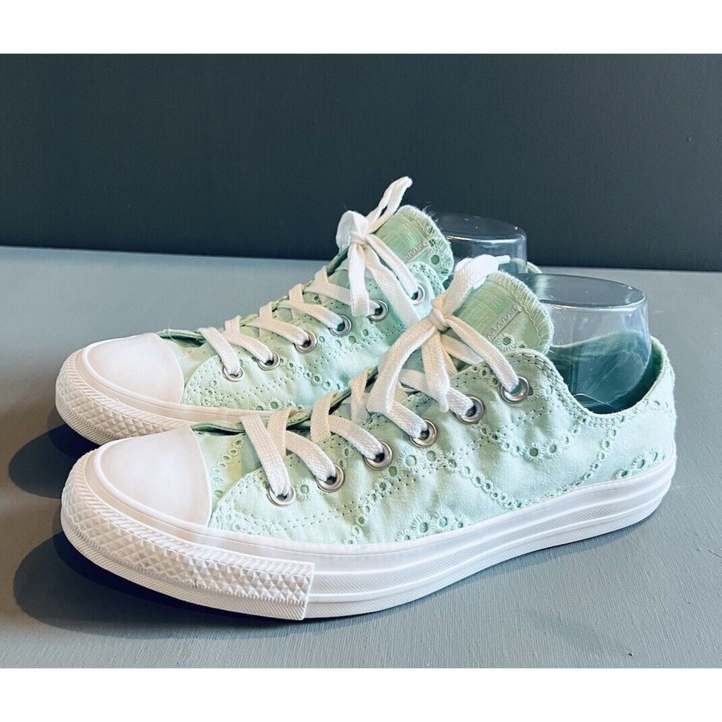 Converse Chuck Taylor All-Stars Womens 9 Mint Green Lace Sneakers Retro Athletic