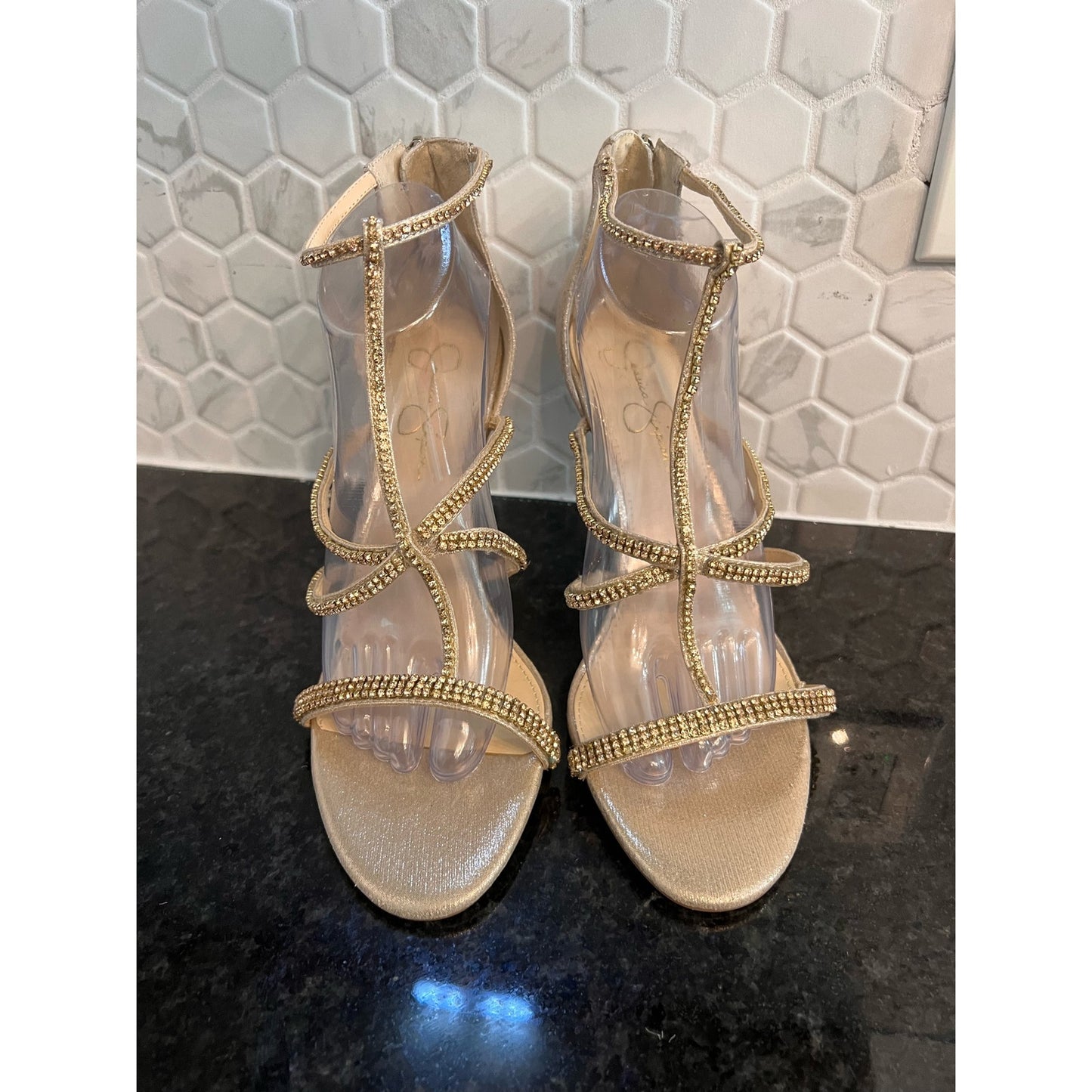 Jessica Simpson Sidra Strappy Sandal In Champagne size 11M