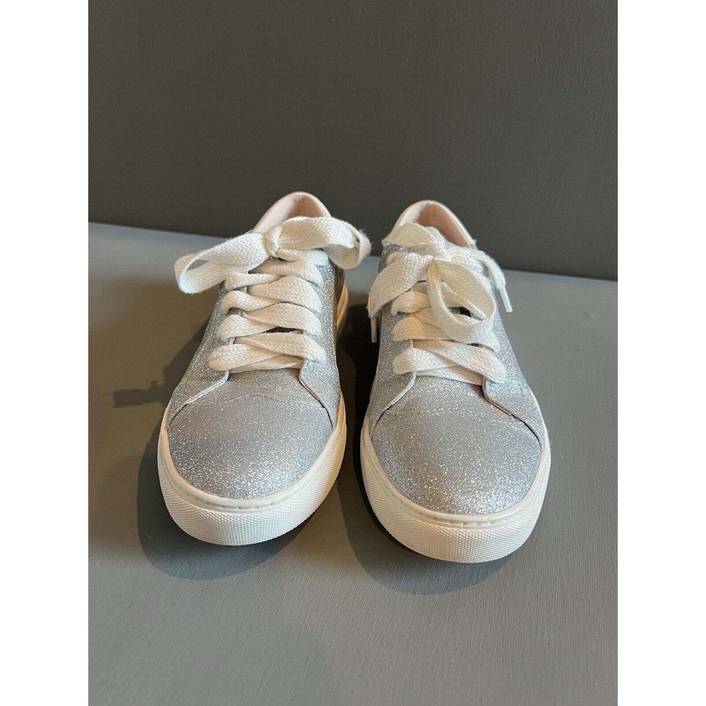 Kate Spade Athena White Glitter Sneakers Women's size 9 Wedding Flats Laces