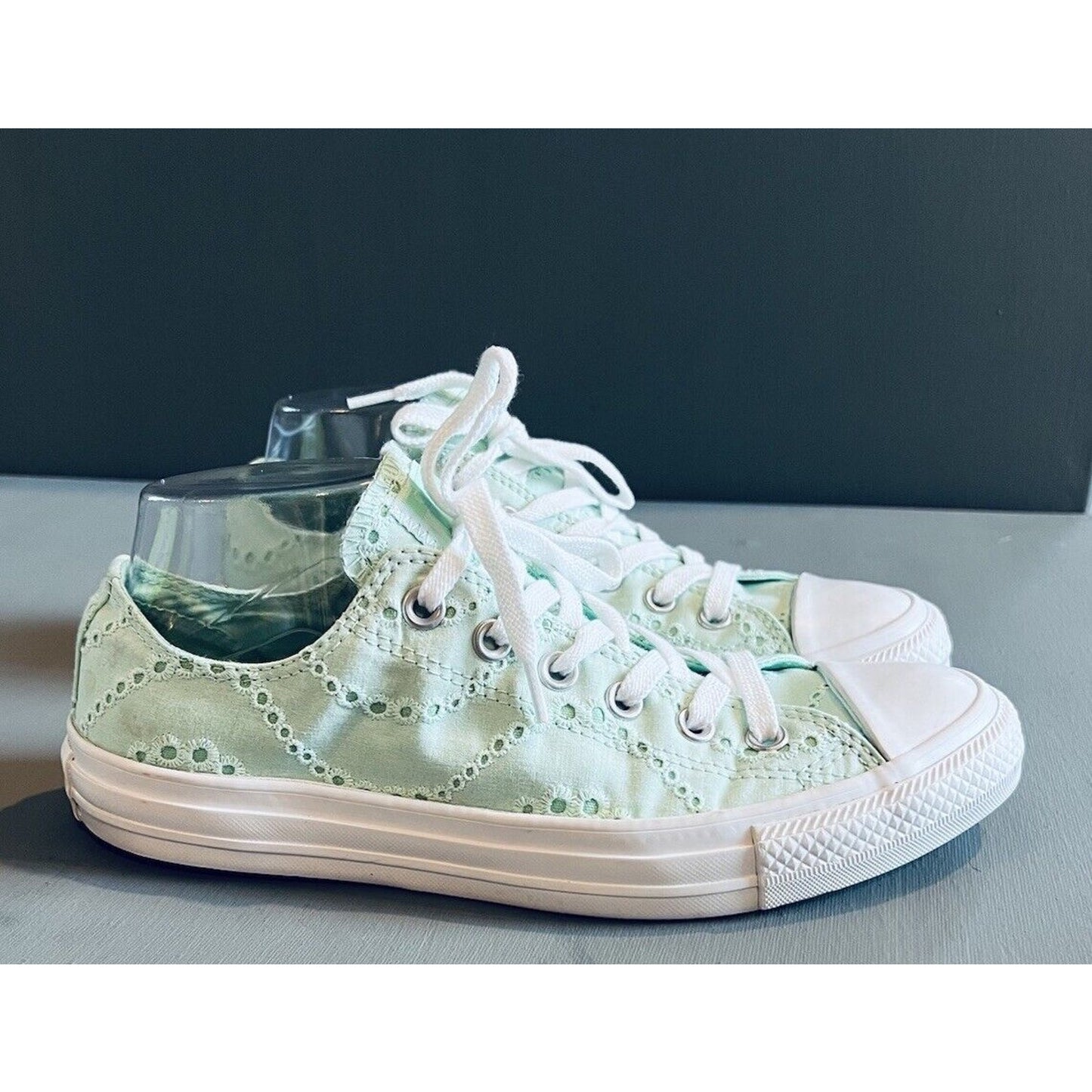 Converse Chuck Taylor All-Stars Womens 9 Mint Green Lace Sneakers Retro Athletic